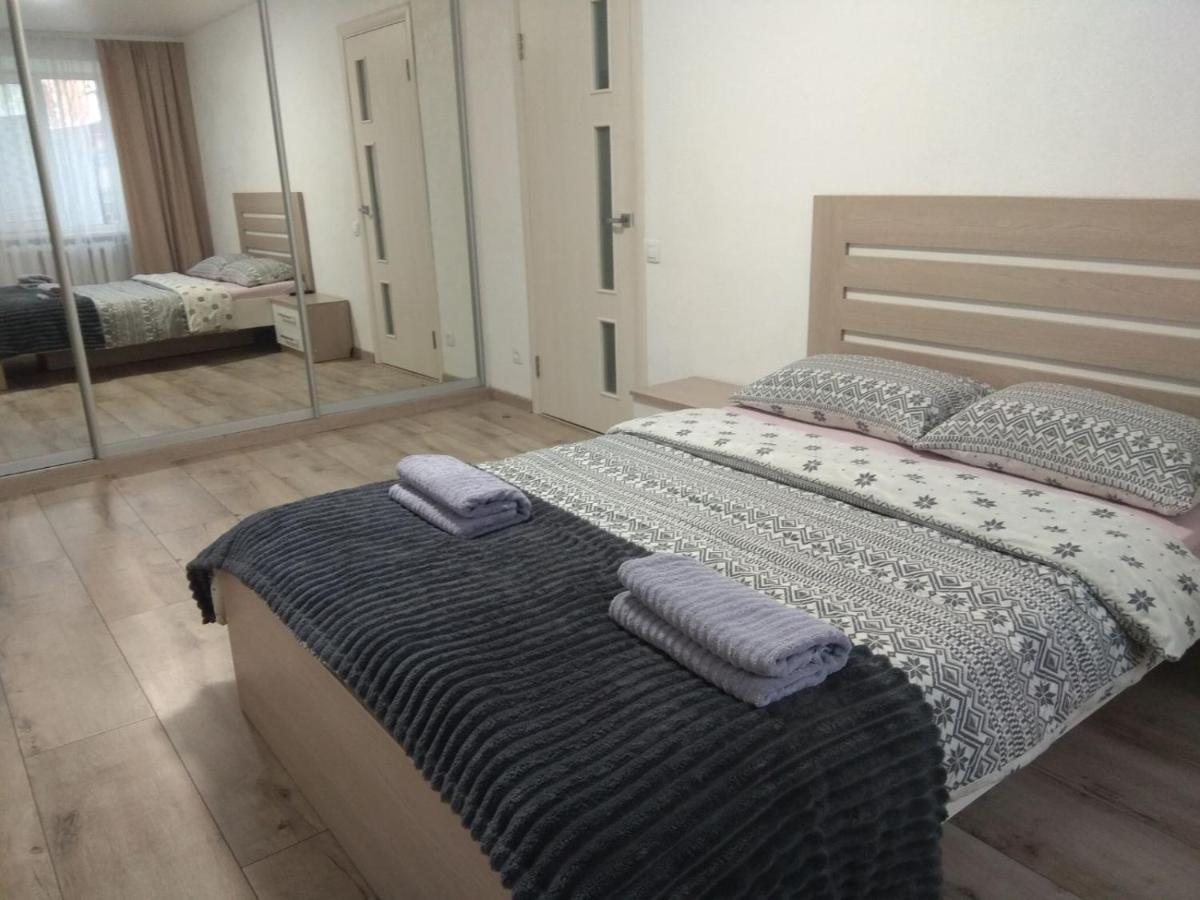 Нова 2х кімнатна в центре Ривне Екстериор снимка